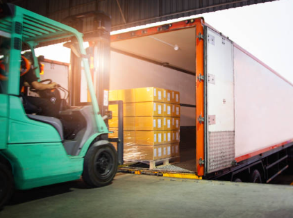 Ist eine Sicherung von Ladung nach oben im Container notwendig?
